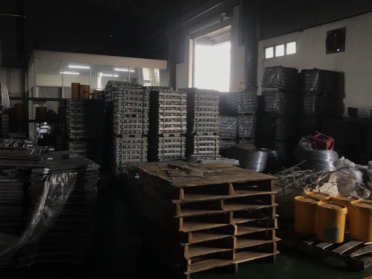 Raw materials 1.jpg